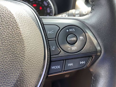 Used 2020 Toyota RAV4 XLE w/ Convenience Package AWD/4WD image 29