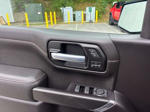 Used 2019 GMC Sierra 1500 AT4 w/ AT4 Premium Package AWD/4WD image 22
