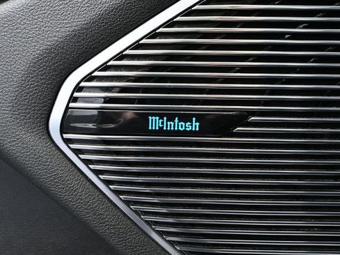 Used 2022 Jeep Grand Cherokee L Overland w/ Advanced Protech Group III image 24