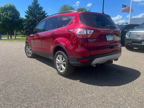 Used 2017 Ford Escape SE w/ SE Leather Comfort Package AWD/4WD image 5