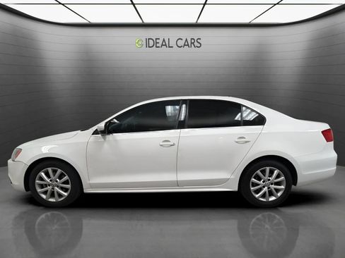 Used 2013 Volkswagen Jetta SE FWD image 8