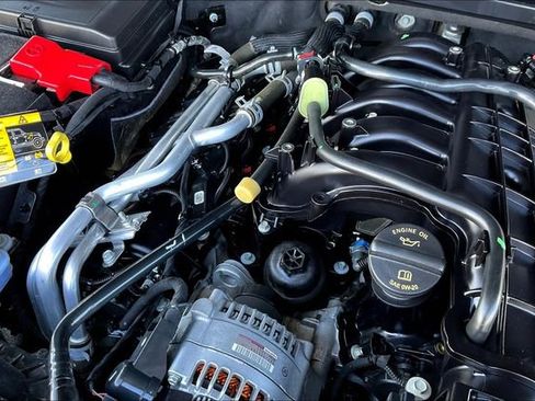 Used 2022 Jeep Gladiator Rubicon w/ LED Lighting Group image 35