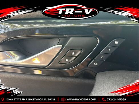Used 2020 Chevrolet Blazer RS FWD image 21