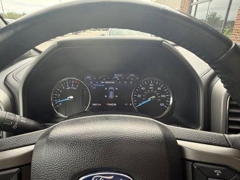 Used 2020 Ford Expedition XLT w/ Equipment Group 202A AWD/4WD image 26