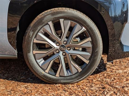 New 2026 Subaru Solterra image 10