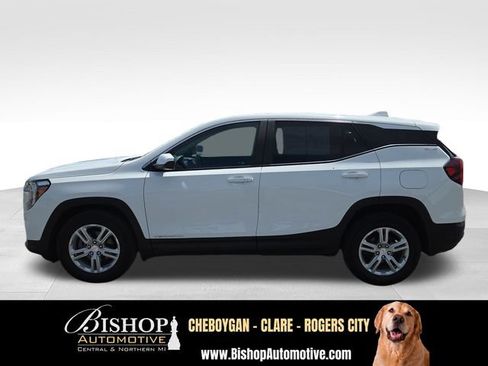 Used 2024 GMC Terrain SLE w/ LPO, Floor Liner Package FWD image 39