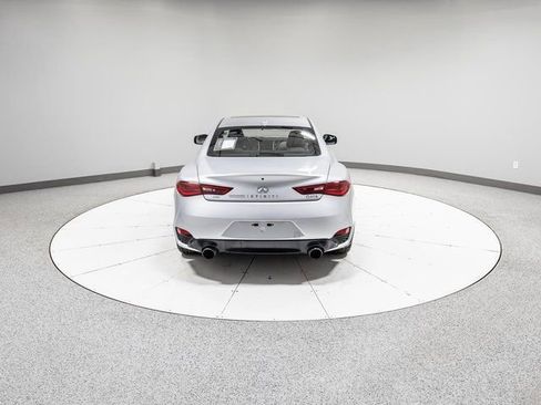 Used 2017 INFINITI Q60 Red Sport 400 image 26