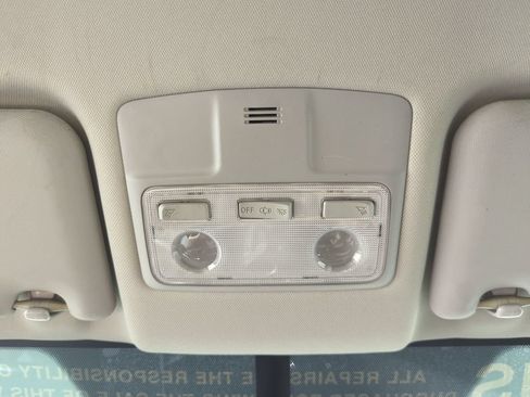 Used 2013 Toyota RAV4 LE FWD image 29