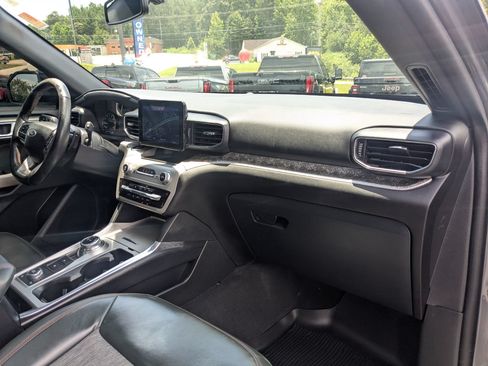 Used 2022 Ford Explorer Timberline w/ Timberline Technology Package AWD/4WD image 31