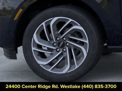 New 2026 Lincoln Navigator Reserve AWD/4WD image 19