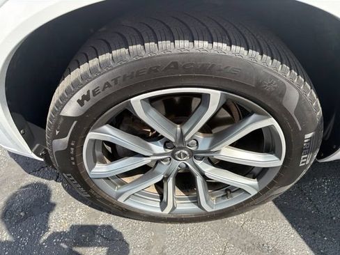 Used 2019 Volvo XC90 T6 Momentum w/ Advanced Package AWD/4WD image 30