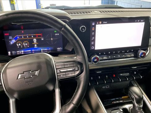 Used 2024 Chevrolet Colorado ZR2 w/ ZR2 Convenience Package III AWD/4WD image 18