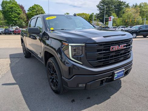 Used 2023 GMC Sierra 1500 Elevation AWD/4WD image 8
