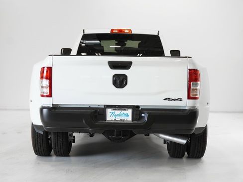 Used 2024 RAM 3500 Tradesman image 6