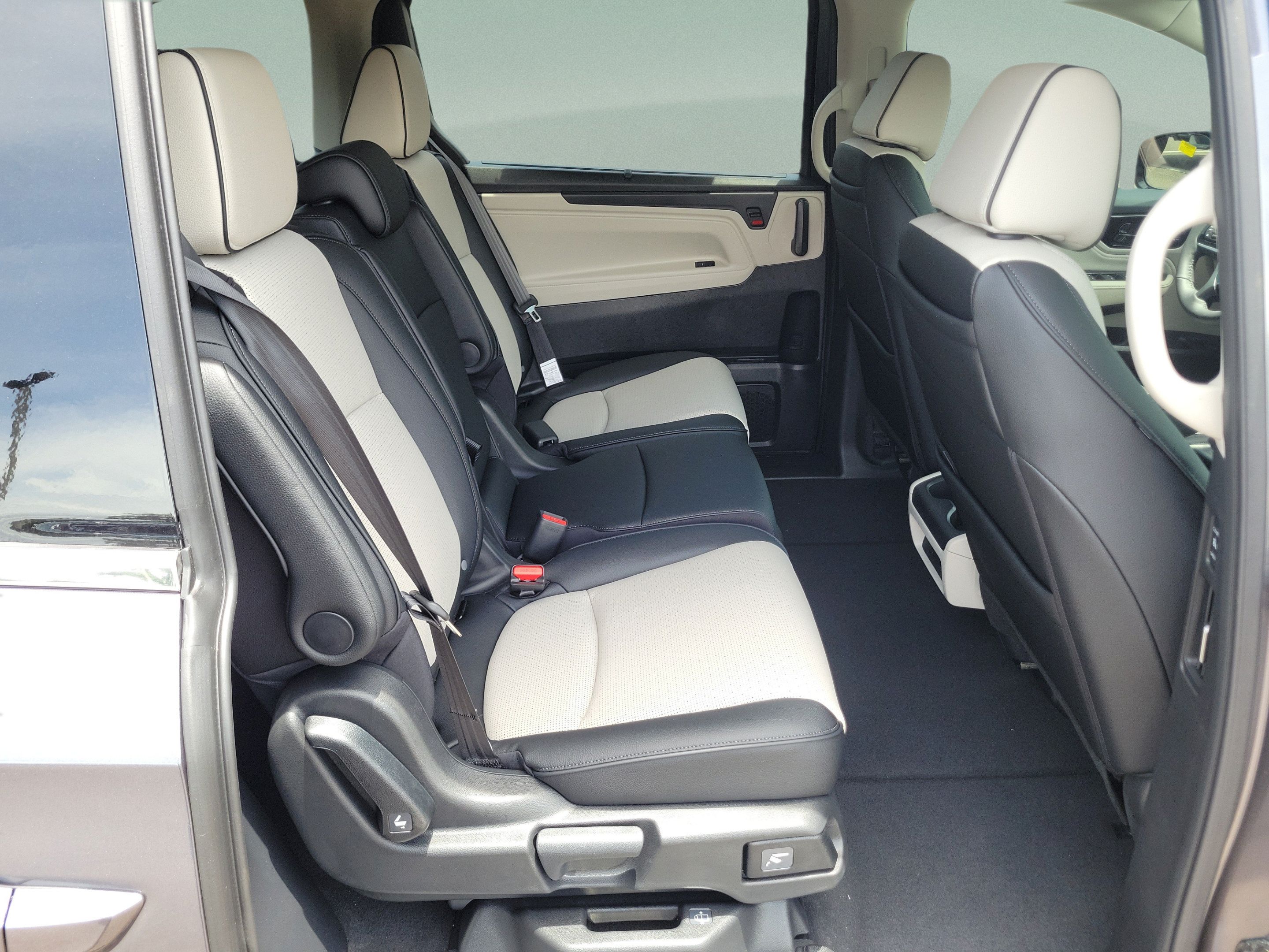New 2026 Honda Odyssey Elite image 10