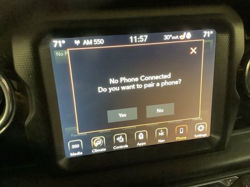 Used 2021 Jeep Wrangler Unlimited Sahara image 36