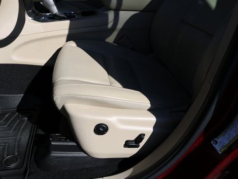 Used 2020 Jeep Grand Cherokee Limited w/ Luxury Group II image 14