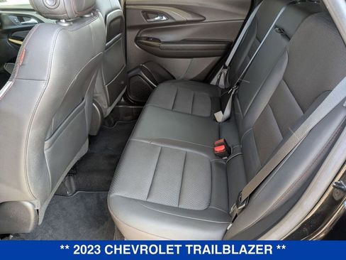 Used 2023 Chevrolet TrailBlazer RS image 28