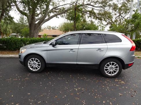 Used 2010 Volvo XC60 T6 image 14