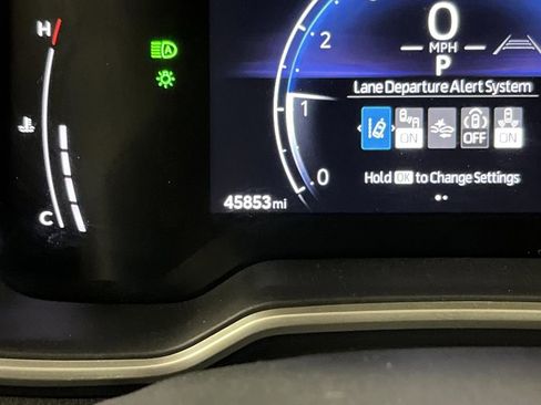 Used 2024 Toyota Corolla XSE image 6