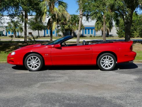 Used 2000 Chevrolet Camaro Z28 w/ SS Performance/Appearance Pkg image 13