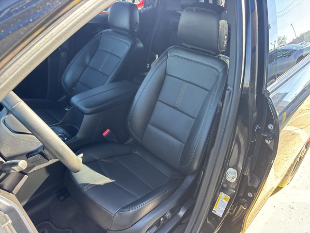 Used 2024 Chevrolet Equinox Premier w/ Redline Edition FWD image 18