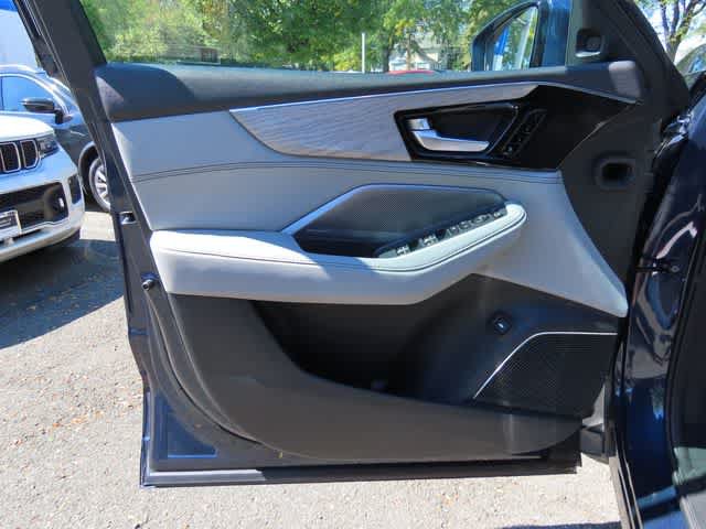 Used 2026 Acura MDX w/ Advance Package AWD/4WD image 17