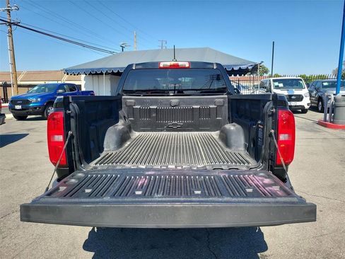 Certified 2019 Chevrolet Colorado LT RWD image 16