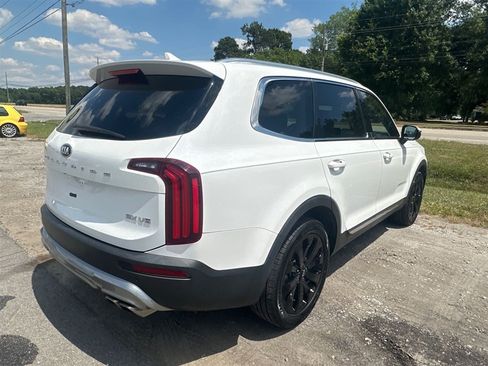 Used 2020 Kia Telluride EX w/ EX Premium Package FWD image 5