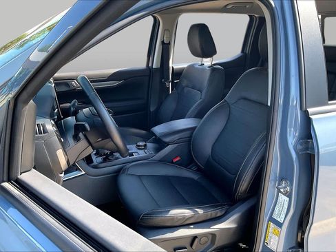 Used 2024 Ford Ranger Lariat AWD/4WD image 8