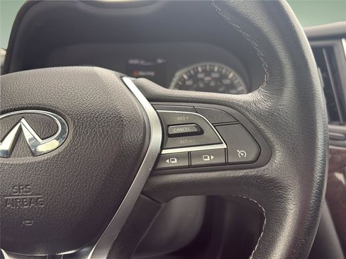 Used 2018 INFINITI Q50 Luxe w/ Essential Package (3.0T Luxe) image 24