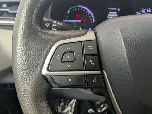 Used 2021 Toyota Sienna LE FWD image 17