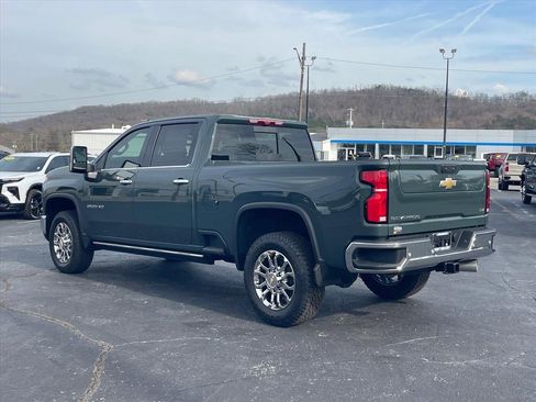 New 2026 Chevrolet Silverado 2500 LTZ w/ LTZ Premium Package AWD/4WD image 5
