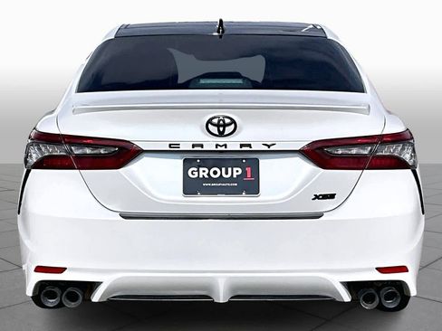 Used 2022 Toyota Camry XSE image 4