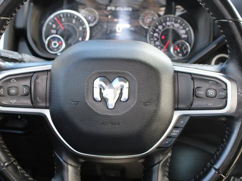 Used 2024 RAM 2500 Big Horn AWD/4WD image 25