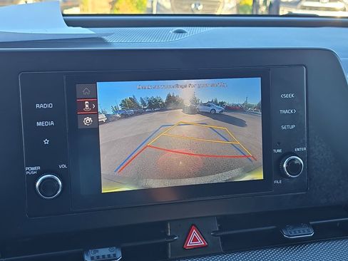 Used 2024 Kia Sportage LX image 27