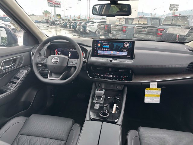 Used 2026 Nissan Rogue Platinum w/ Platinum Premium Package AWD/4WD image 20