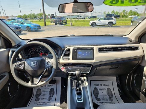 Used 2016 Honda HR-V EX image 14