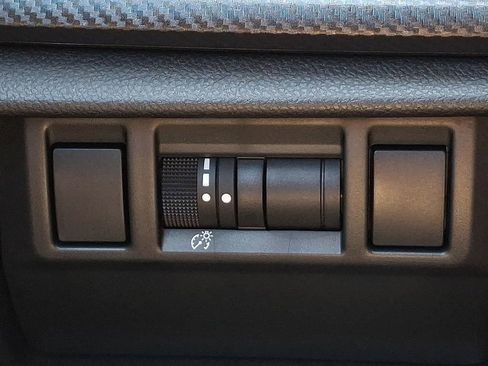 Used 2024 Subaru Crosstrek 2.5i Limited image 26