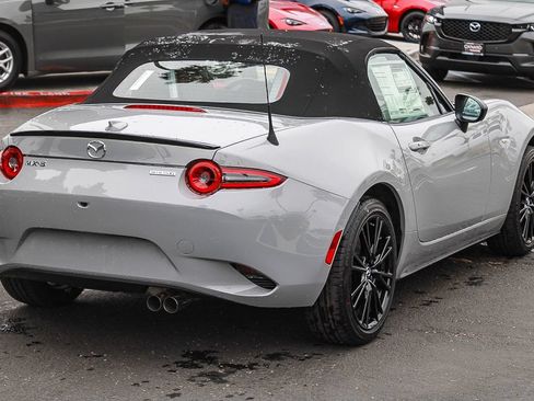 New 2026 MAZDA MX-5 Miata Club RWD image 4