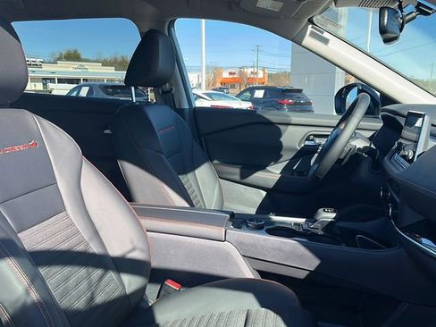 New 2026 Nissan Rogue SV w/ Rock Creek Premium Package AWD/4WD image 11