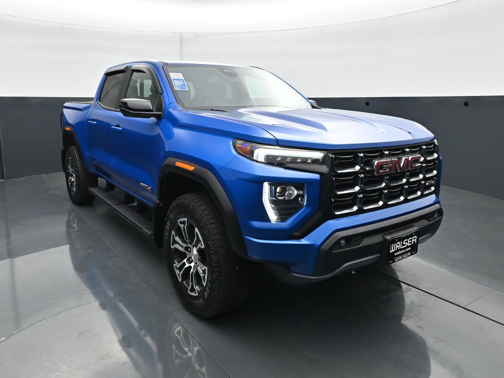 Used 2023 GMC Canyon AT4 w/ AT4 Premium Package AWD/4WD image 11