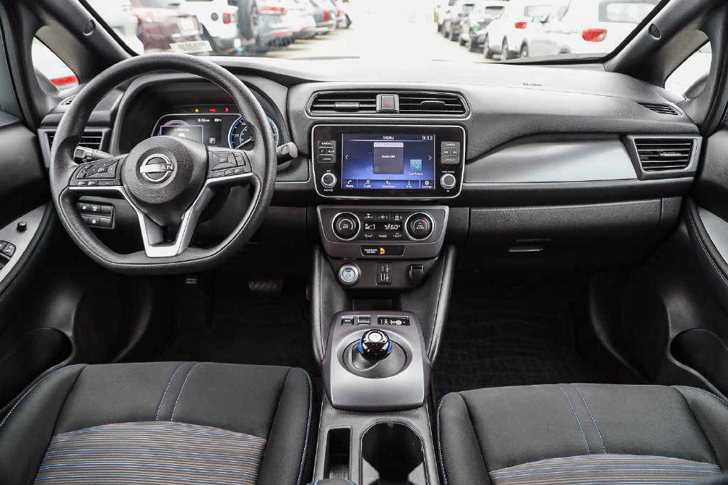 Used 2023 Nissan Leaf S FWD image 12