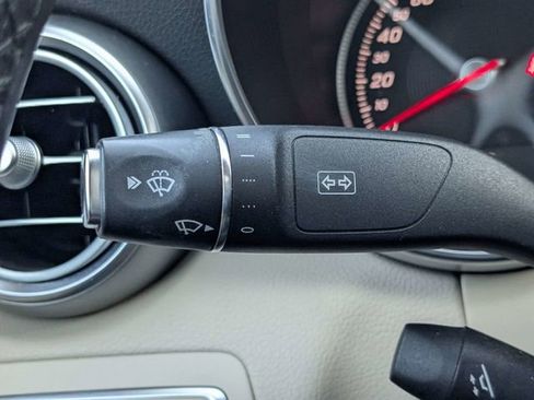 Used 2017 Mercedes-Benz C 300 4MATIC Sedan image 25