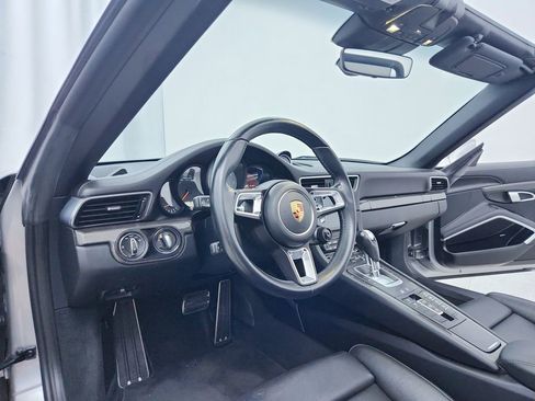 Used 2017 Porsche 911 Carrera 4S image 14