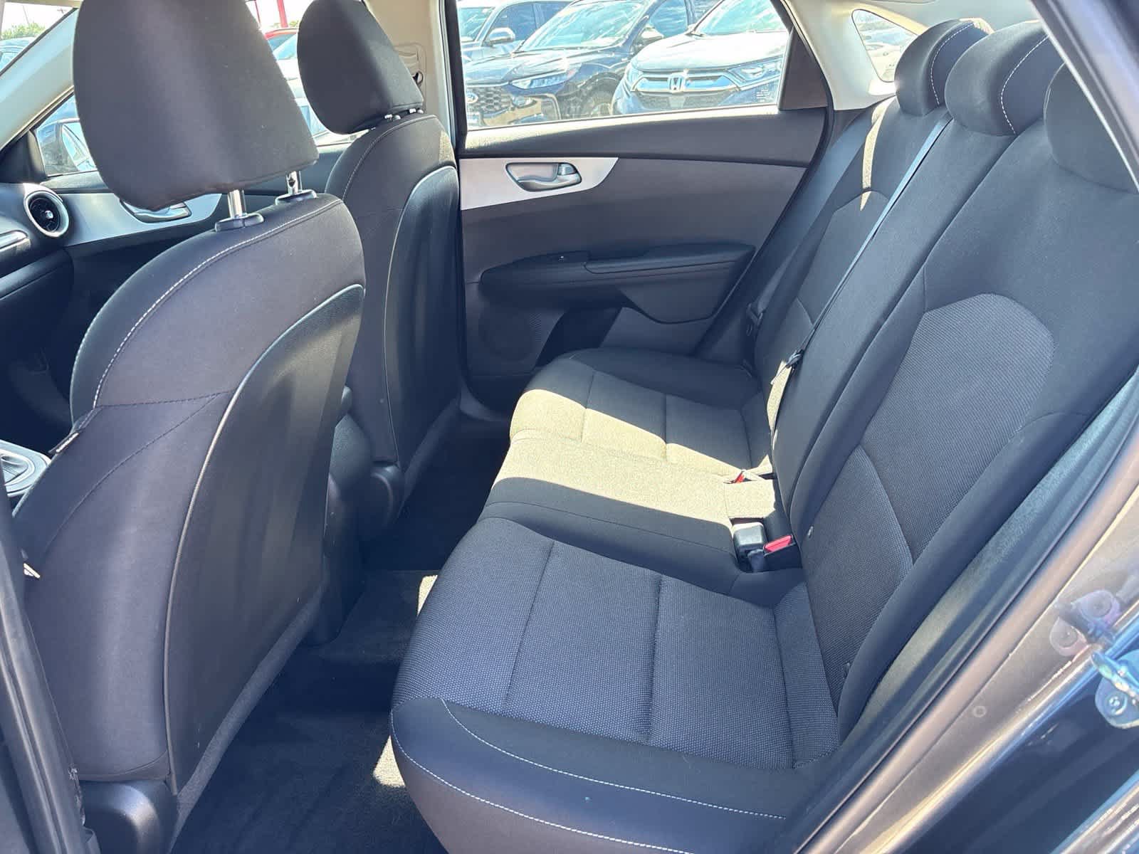 Used 2024 Kia Forte LXS w/ LXS Technology Package FWD image 17