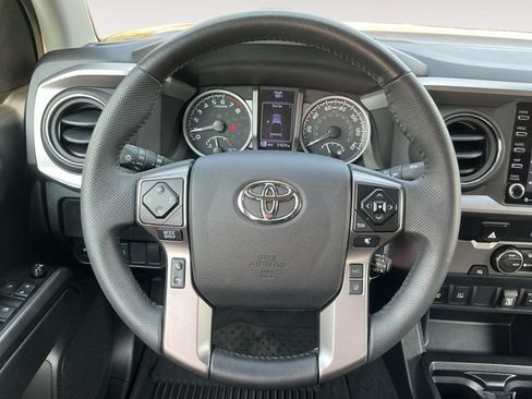 Used 2022 Toyota Tacoma SR5 w/ Technology Package RWD image 13