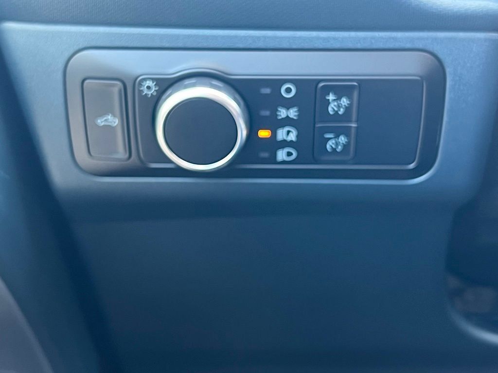 Used 2025 Ford Maverick Tremor AWD/4WD image 33