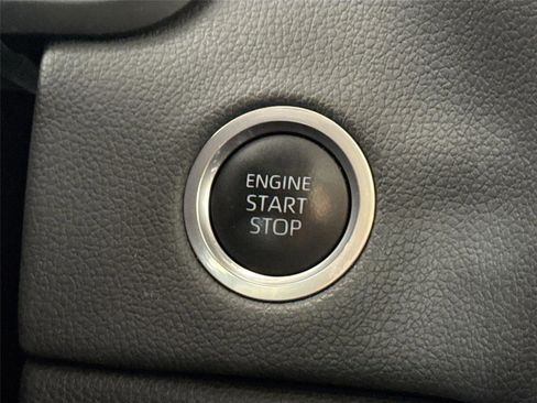 Used 2023 Toyota Tundra Limited AWD/4WD image 22