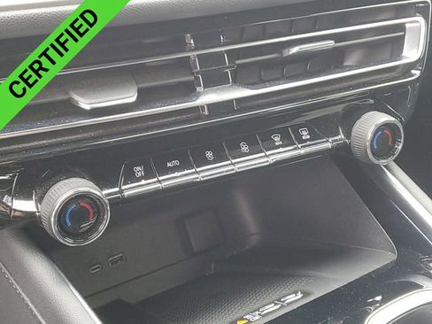 Certified 2024 Chevrolet Traverse LT w/ Trailering Package image 18